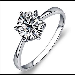 New 1 Carat Classic Six Claw Engagement Ring